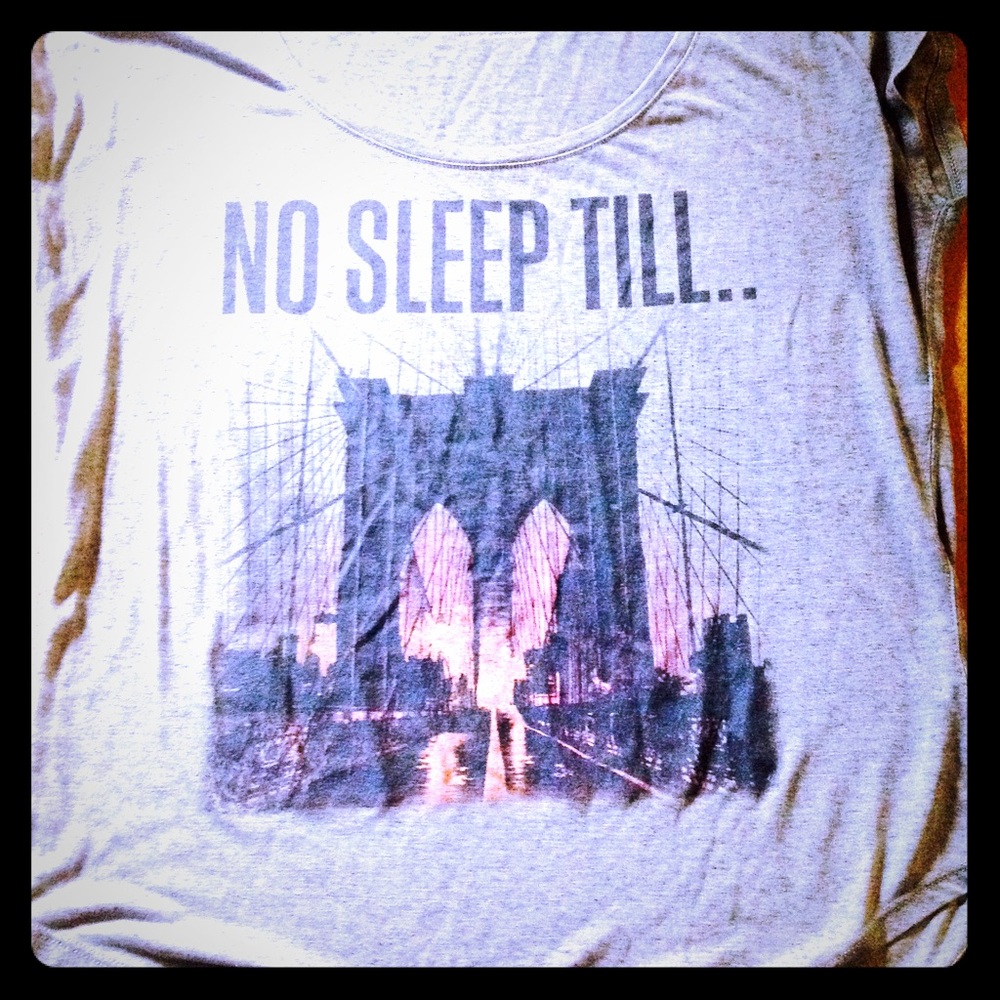 American Eagle T Shirt  No Sleep Till